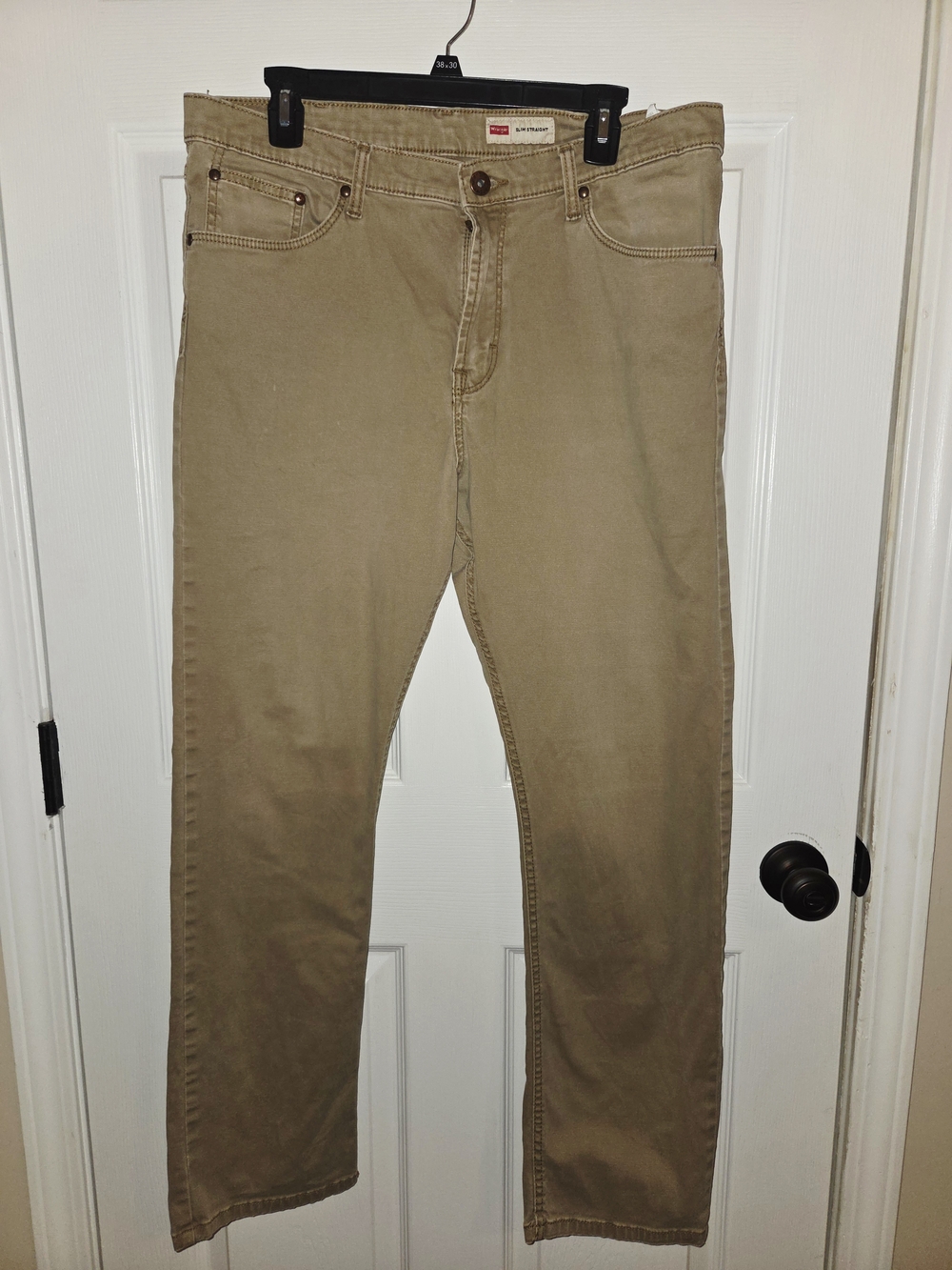 Wrangler Slim Straight-Leg Jeans in Khaki